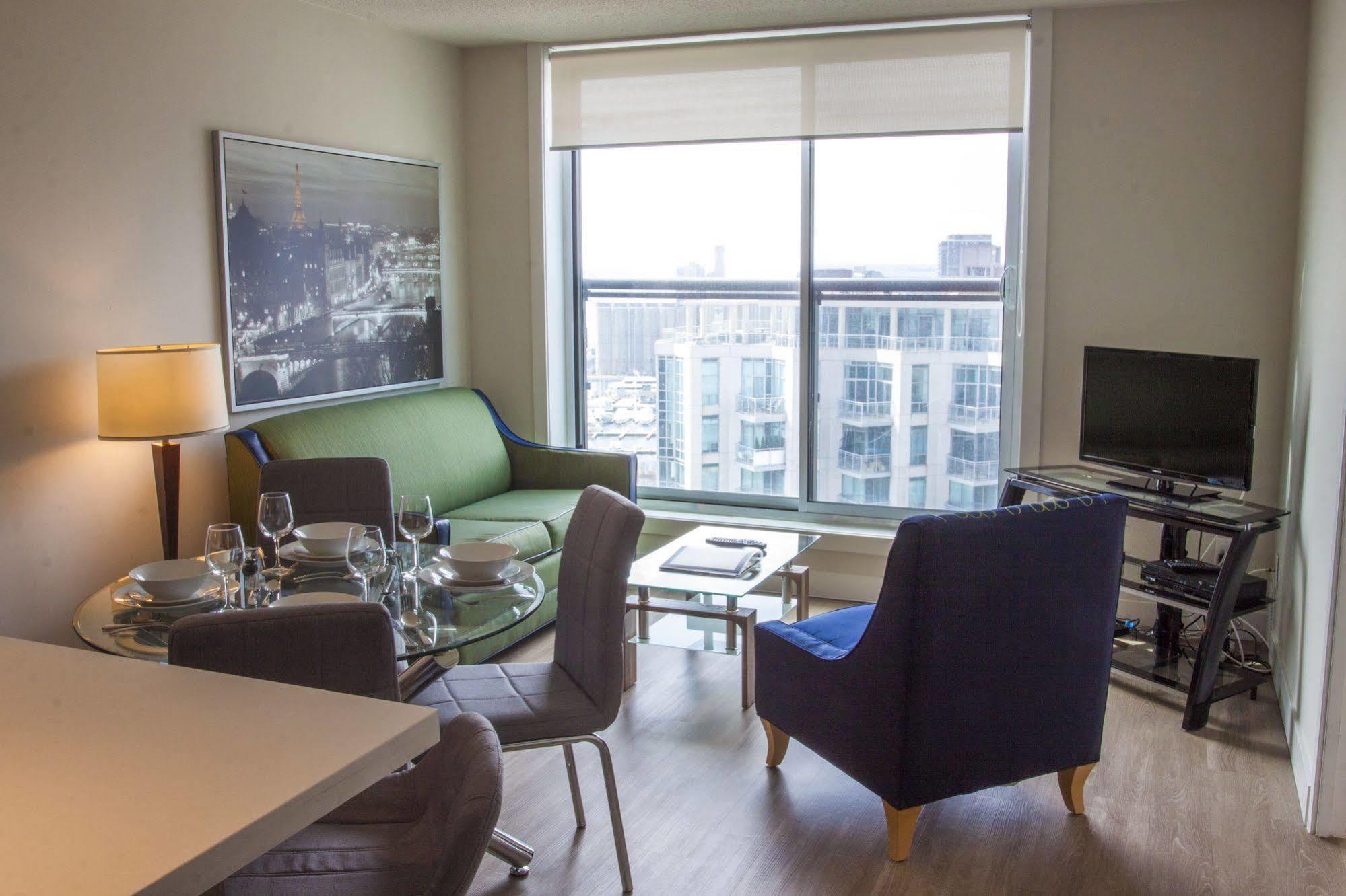 Glen Grove At Maple Leaf Aparthotel Toronto Buitenkant foto